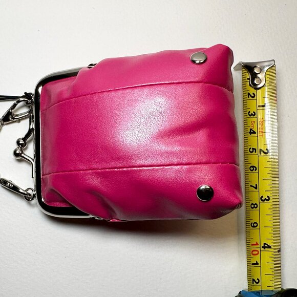 Sacchetto Hot Pink POCO Clip-On Purse by TOKYOBay - Picture 9 of 10